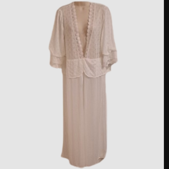 💜Vintage Radcliff Elegant White Lace Robe - Picture 1 of 16